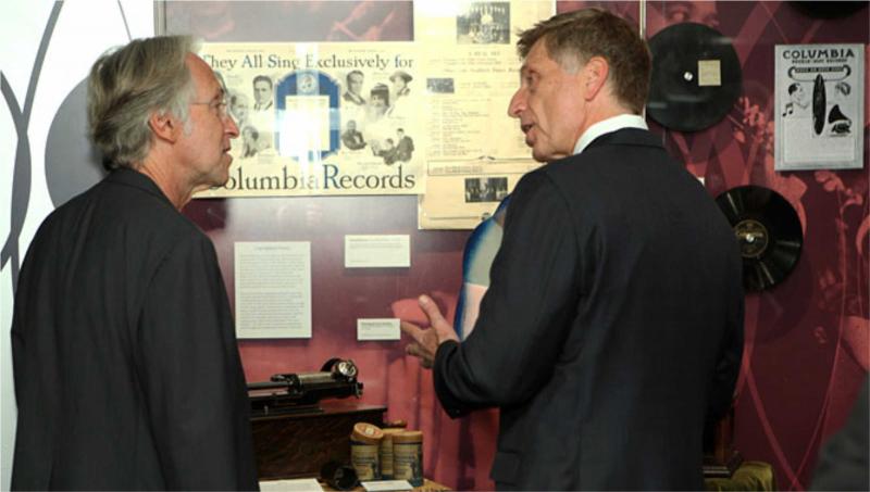 Santelli & Portnow at Hornsby's display